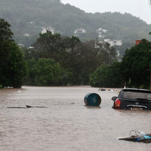 Tragédia no Rio Grande do Sul: Número de Mortos Chega a 13 e Milhares Desabrigados